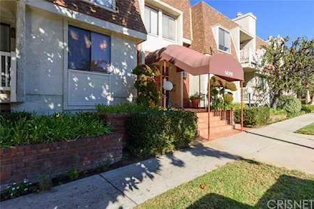 14315 Riverside Drive #202 Sherman Oaks, CA 91423