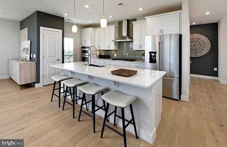 2319 Field Point Rd #5 Herndon, VA 20171