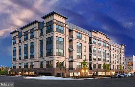 2319 Field Point Rd #3 Herndon, VA 20171