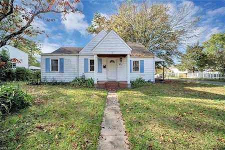 2101 Willow Wood Dr Norfolk, VA 23509