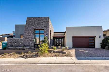 2219 Summit Mesa Ln Henderson, NV 89052