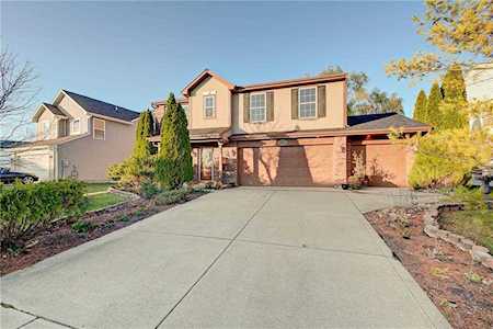 6694 W Longview Dr Mccordsville, IN 46055