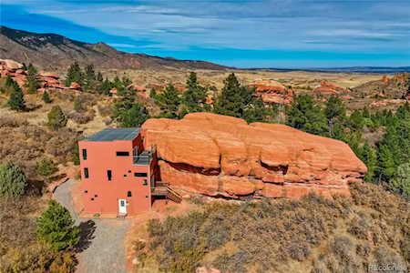 6619 Apache Place Larkspur, CO 80118