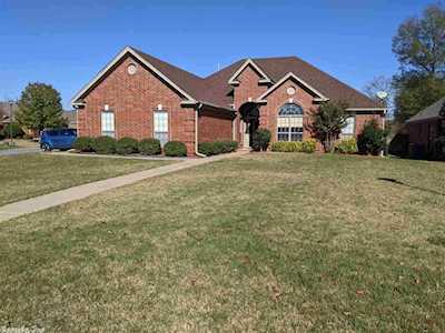 143 Sancerre Dr Maumelle, AR 72113