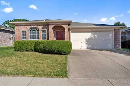 8104 Waterside Trail Fort Worth, TX 76137