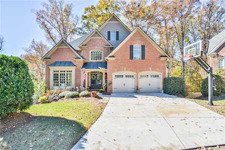 860 Creekview Bluff Way Buford, GA 30518