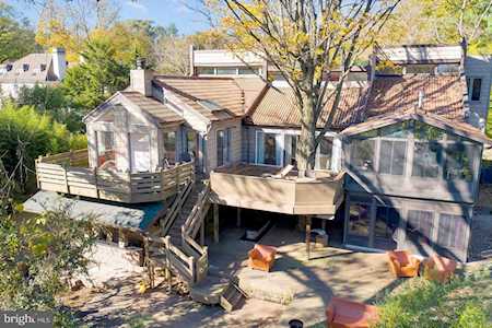 1309 Lafayette Rd Gladwyne, PA 19035