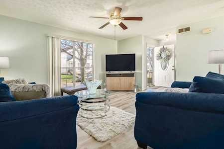 453 Capitol View Drive Columbus, OH 43203
