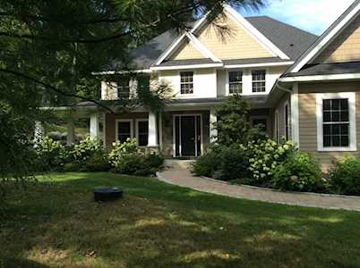 17 Perry Road Boylston, MA 01505