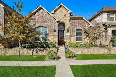 7131 Isle Royal Lane Irving, TX 75063