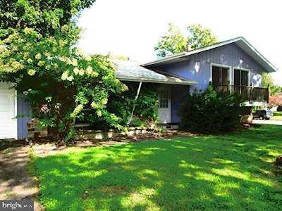 12706 Prospect Knolls Dr Bowie, MD 20720