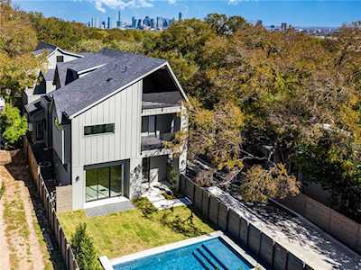 2104 La Casa DR #A Austin, TX 78704