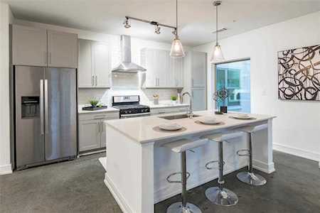 5718 Mccommas Boulevard #105 Dallas, TX 75206