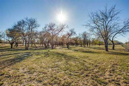 656 Swindle Road Howe, TX 75459