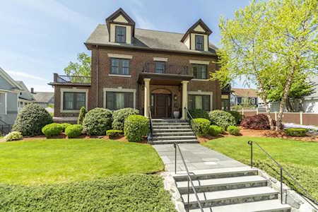 266 Mystic Valley Pkwy Arlington, MA 02474