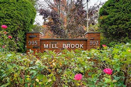 995 Massachusetts Ave #302 Arlington, MA 02476