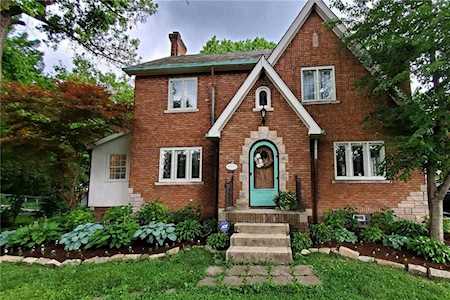 902 N Arlington Ave N Indianapolis, IN 46219