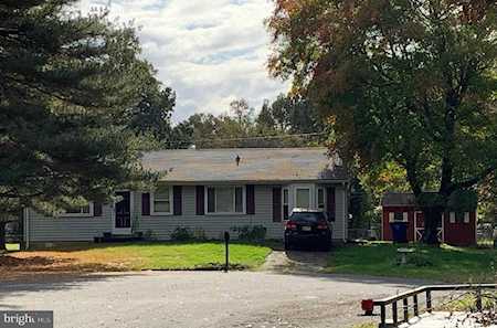 2987 Thomas Rd Bryans Road, MD 20616