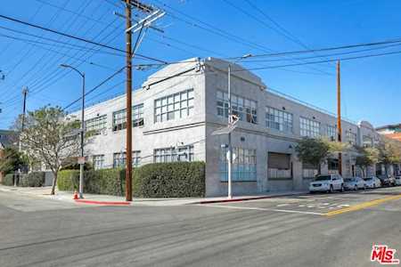 530 Molino Street #111 Los Angeles, CA 90013
