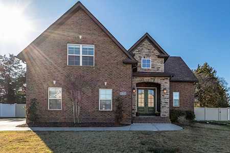 2213 Lionheart Dr Murfreesboro, TN 37130