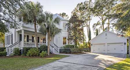 291 Shoals Dr Mount Pleasant, SC 29464