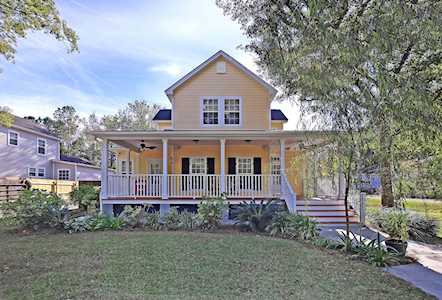 202 W Pine St Summerville, SC 29485