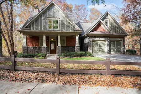 6017 Grand Marina Circle Gainesville, GA 30506