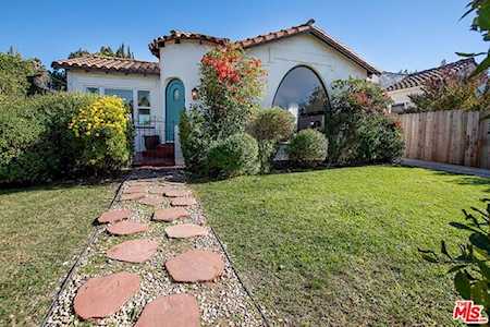 2124 S Redondo Boulevard Los Angeles, CA 90016