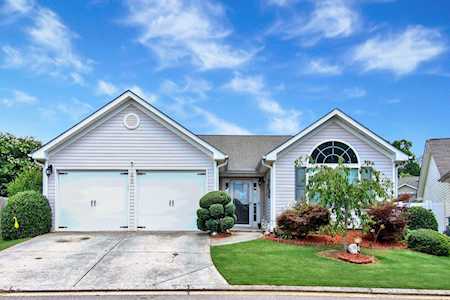 512 Highland Falls Dr Hiram, GA 30101