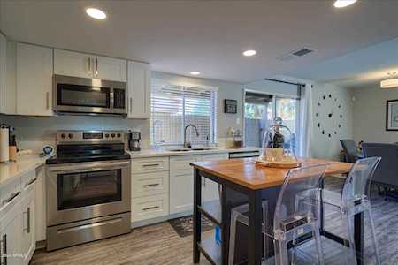 2416 W Caribbean Lane #7 Phoenix, AZ 85023
