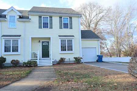 462 Court St #9 Brockton, MA 02302