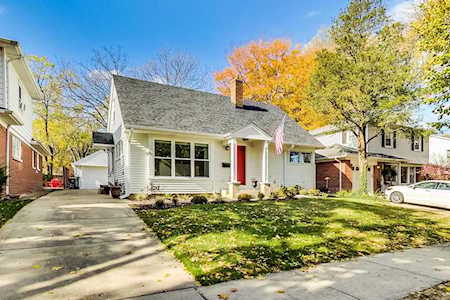 642 S Chestnut Ave Arlington Heights, IL 60005