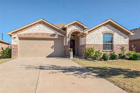 405 Brahma Street Aubrey, TX 76227