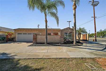 15001 Victoria Lane Huntington Beach, CA 92647