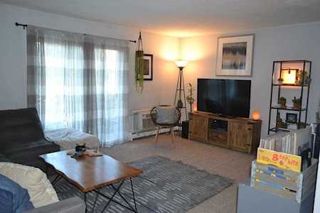 17 Chapel Hill Dr #5 Plymouth, MA 02360