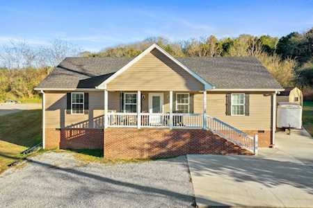 129 Chester St Gordonsville, TN 38563