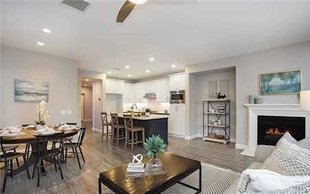 229 W Pebble Creek Lane #23 Orange, CA 92865