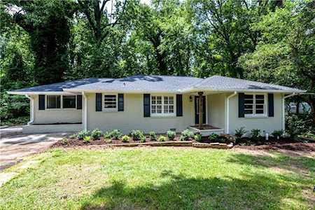 679 Pine Valley Rd SW Mableton, GA 30126