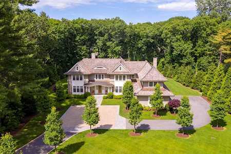 25 Meadowbrook Road Weston, MA 02493