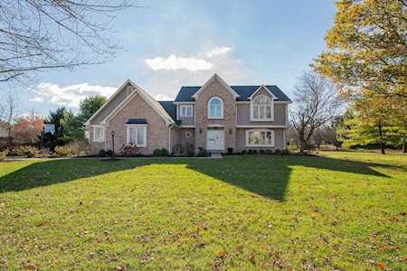 11009 Bridlewood Trl Zionsville, IN 46077