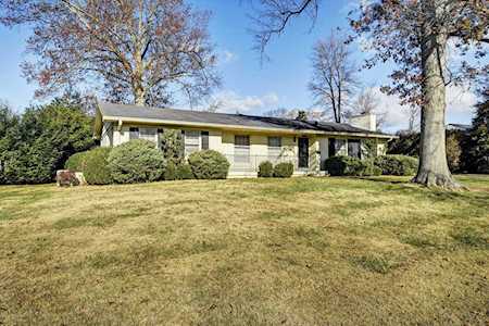 7017 Graymoor Rd Louisville, KY 40222