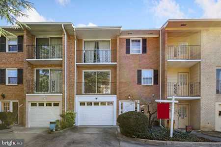 932 George Mason Dr Arlington, VA 22204