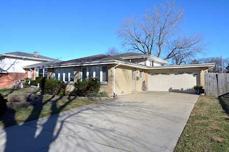 711 S Mount Prospect Rd Des Plaines, IL 60016