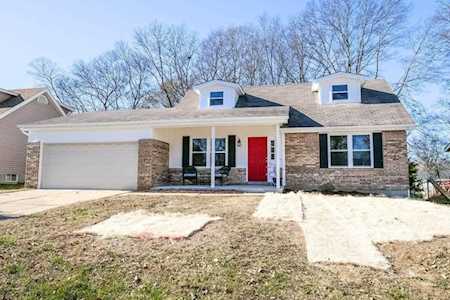 15 Gardenview Dr St Peters, MO 63376