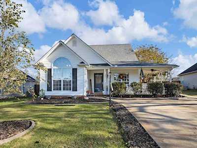 756 Running Creek Ln Boiling Springs, SC 29316