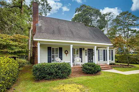 1420 Red Banks Road Greenville, NC 27858