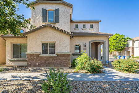 8327 W Lewis Avenue Phoenix, AZ 85037