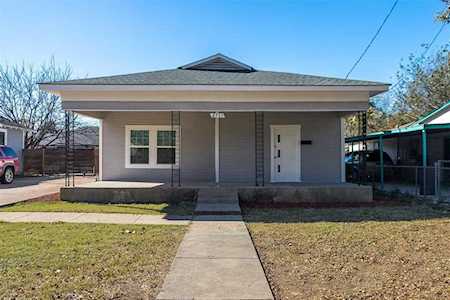 2711 Clymer Street Dallas, TX 75212
