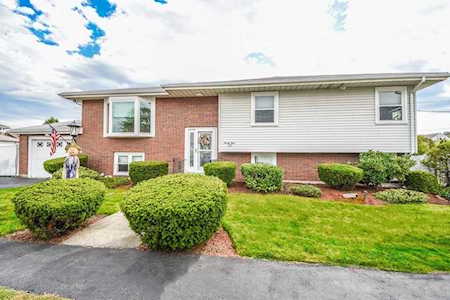 24 Richie Rd Revere, MA 02151