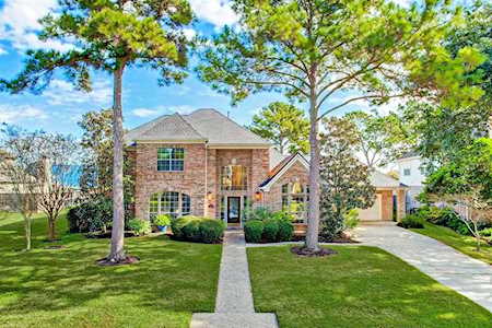 5618 Summer Snow Dr Houston, TX 77041